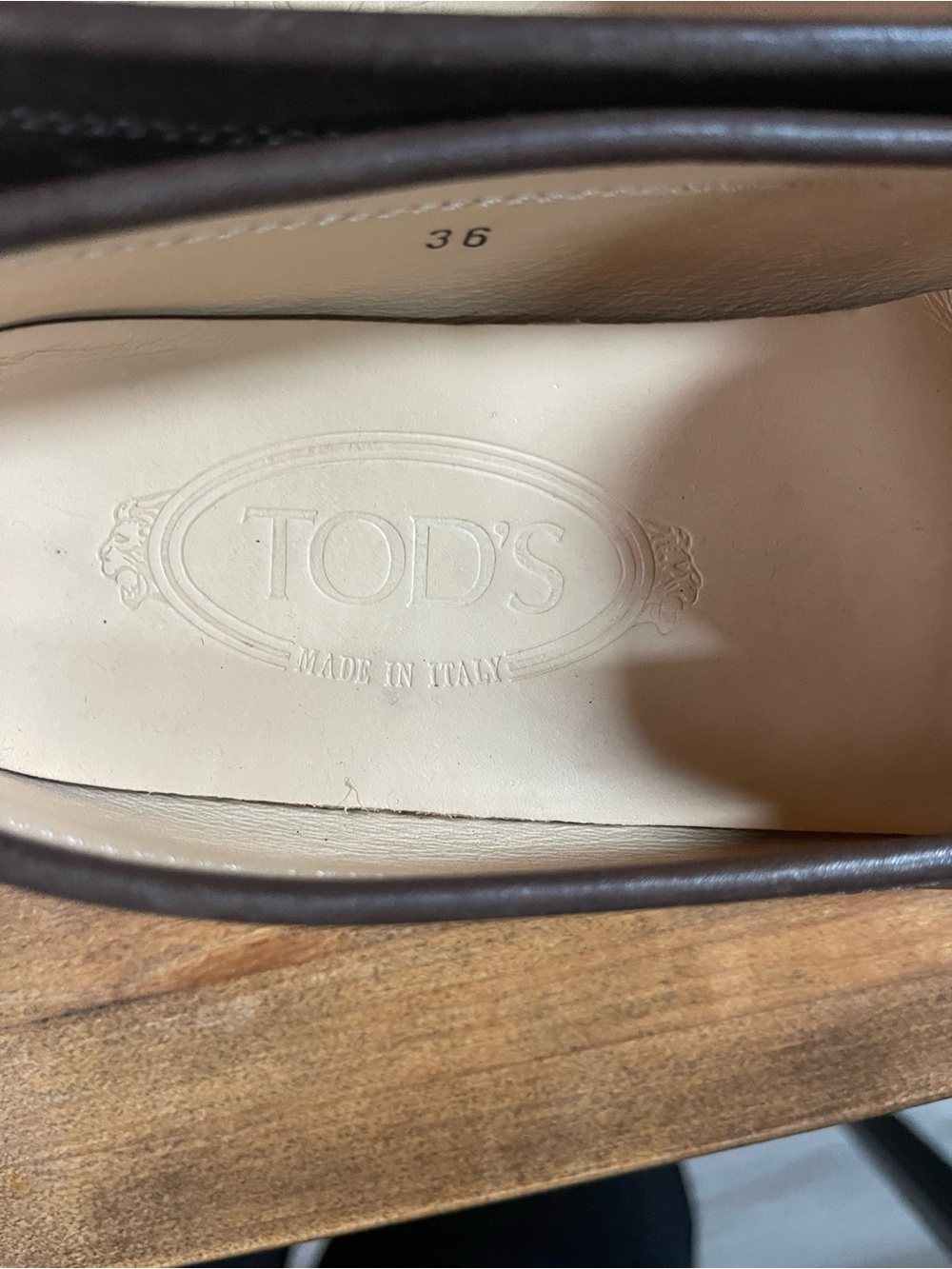 Women’s Tods Penny Loafers . Size 36 - Picture 2 of 10